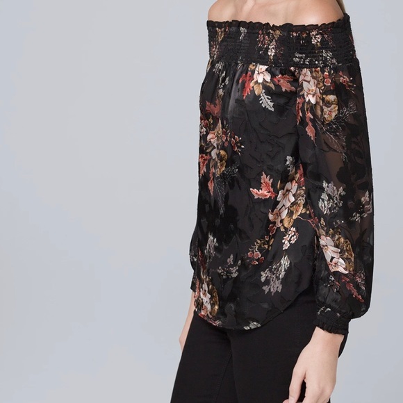 NWT WHBM Off Shoulder Smocked Black with Fire Quartz Floral Burnout Blouse - Picture 4 of 8